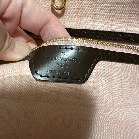 LV Neverfull MM - Picture 3 of 14